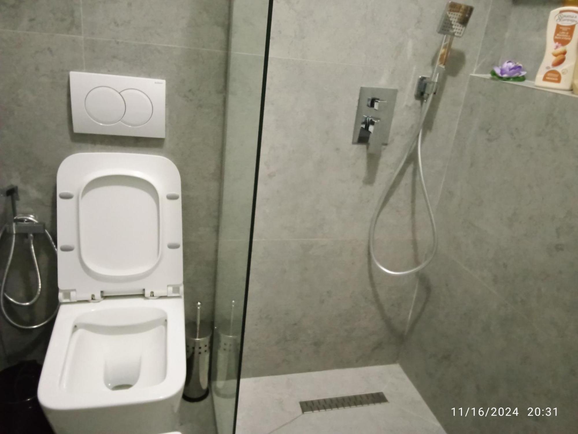 Hello Happy, 19 Appartement
